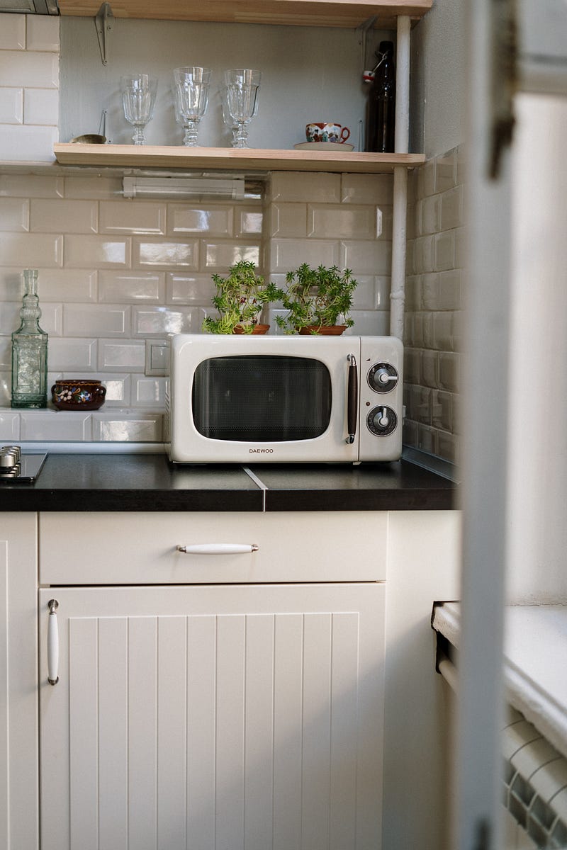 Percy Spencer's groundbreaking invention of the microwave oven